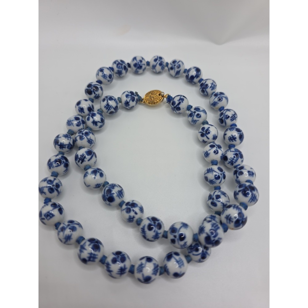 Vintage Chinese Blue White Hand Painted Ceramic Porcelain Knotted 24" Bead
